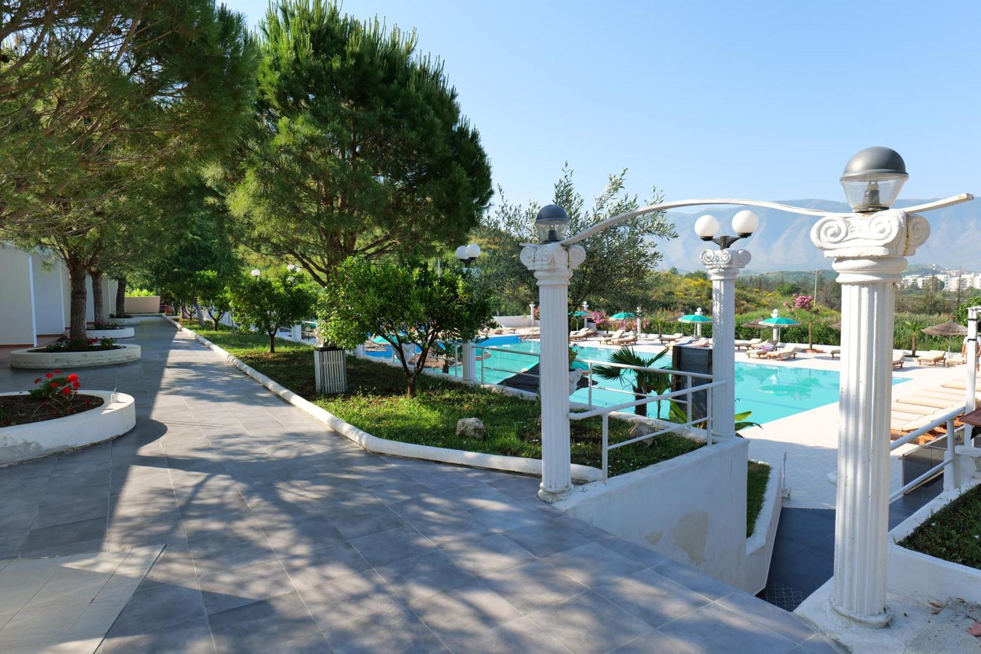 Edva Resort Radhime Luaran gambar
