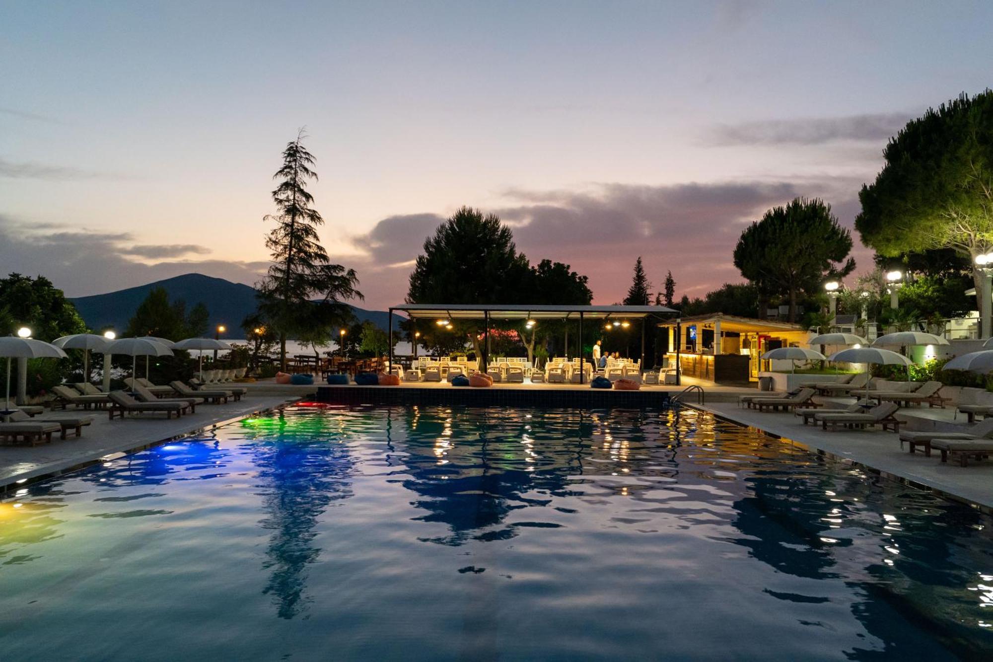 Edva Resort Radhime Luaran gambar