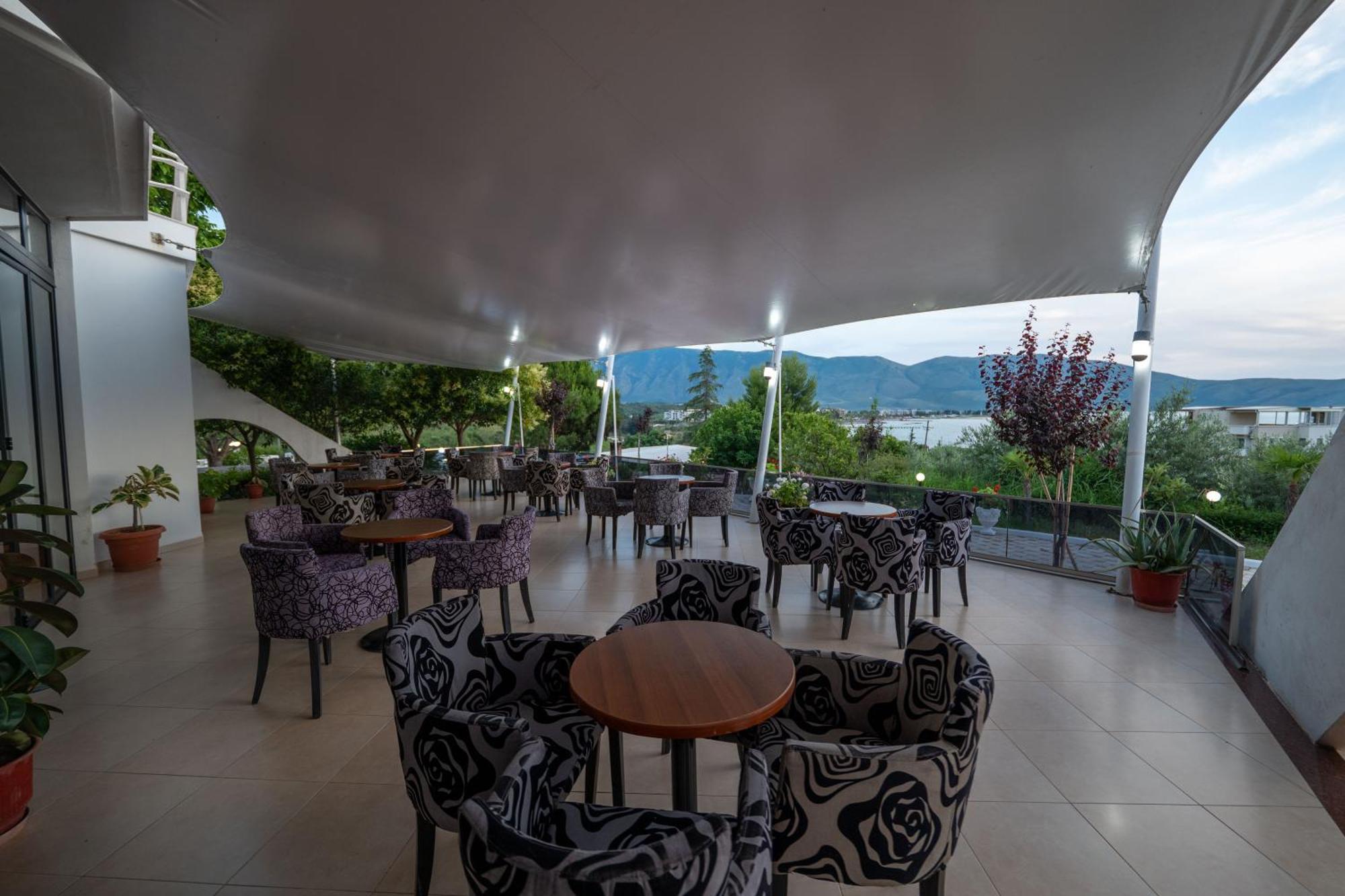 Edva Resort Radhime Luaran gambar